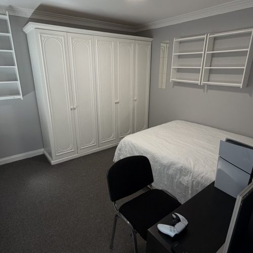 Bedroom 1.1